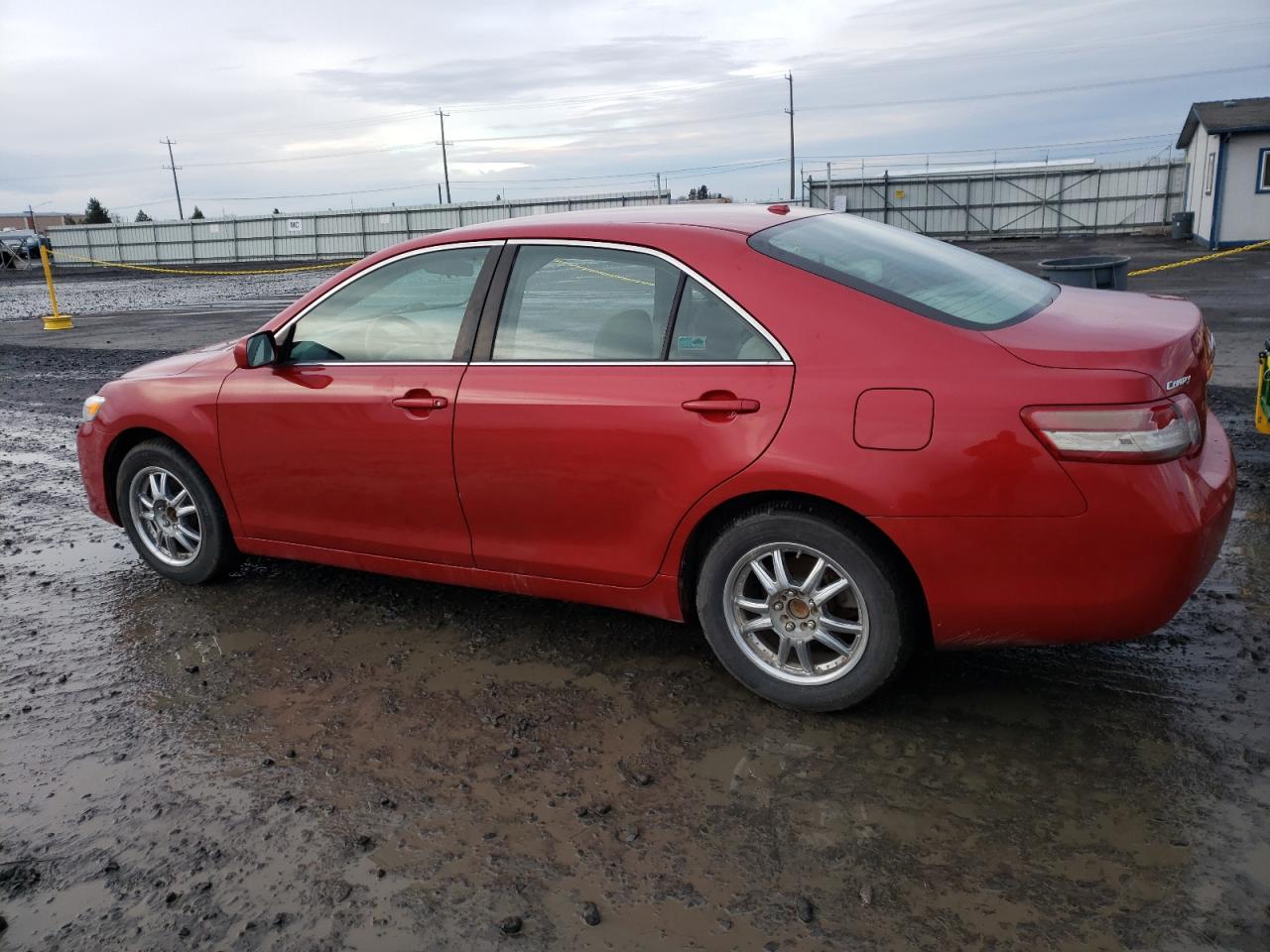 Obraz 2 z 2010 TOYOTA CAMRY BASE 2010 z VIN 4T1BF3EK2AU090342