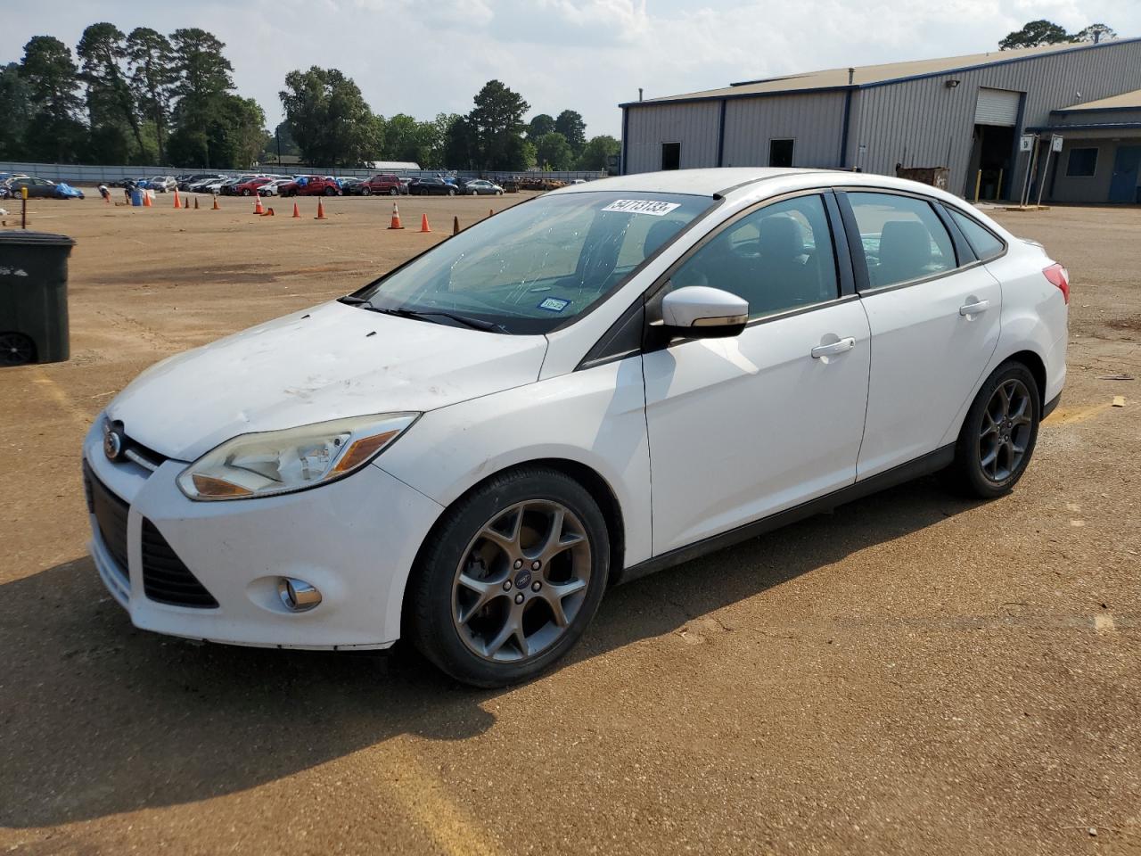 Image 1 of 2013 FORD FOCUS SE 2013 with VIN 1FADP3F26DL298426