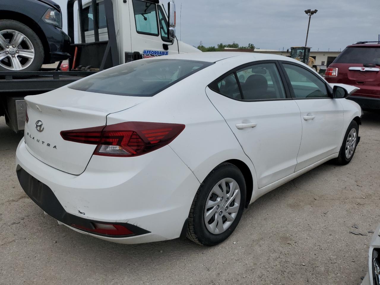 Image 3 of 2020 HYUNDAI ELANTRA SE 2020 with VIN 5NPD74LF4LH566609