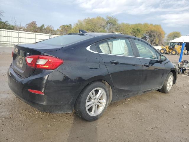 Obraz 3 z 2018 CHEVROLET CRUZE LT 2018 z VIN 1G1BE5SM8J7229339