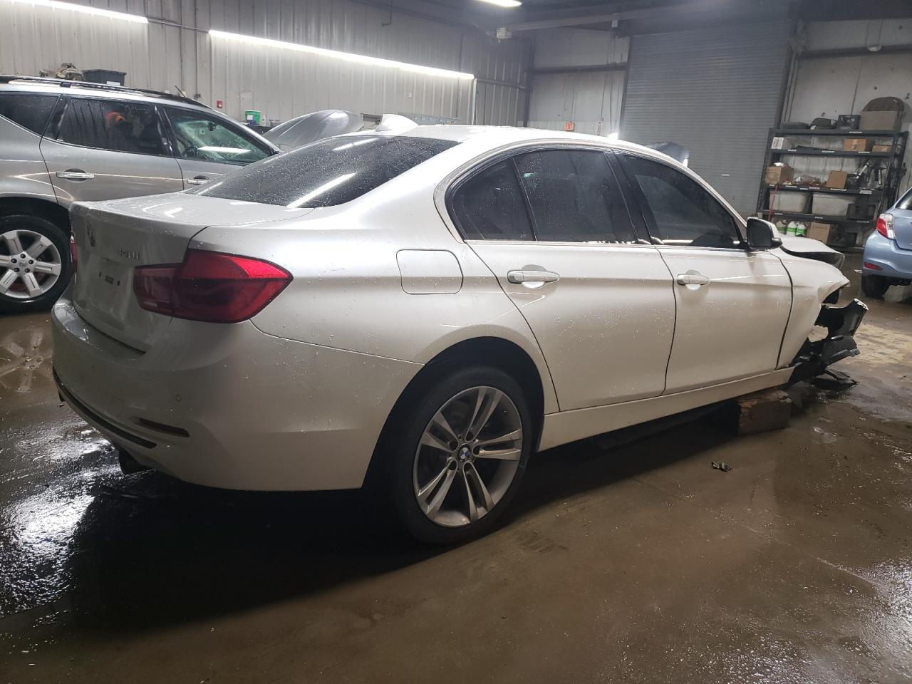 Изображение 3 2017 BMW 340 XI 2017 с VIN WBA8B7C38HA190144