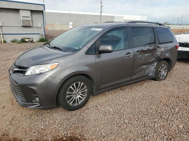 Image 1 of 2019 TOYOTA SIENNA XLE 2019 with VIN 5TDYZ3DC4KS978256