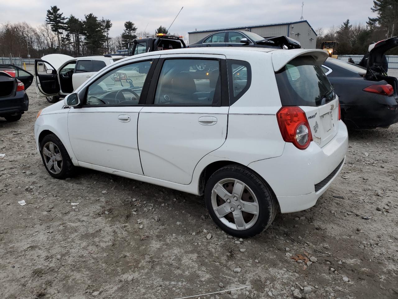 Изображение 2 2011 CHEVROLET AVEO LT 2011 с VIN KL1TG6DE3BB167873