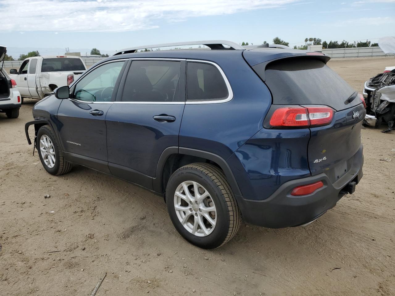 Obraz 2 z 2018 JEEP CHEROKEE LATITUDE PLUS 2018 z VIN 1C4PJMLX3JD515175
