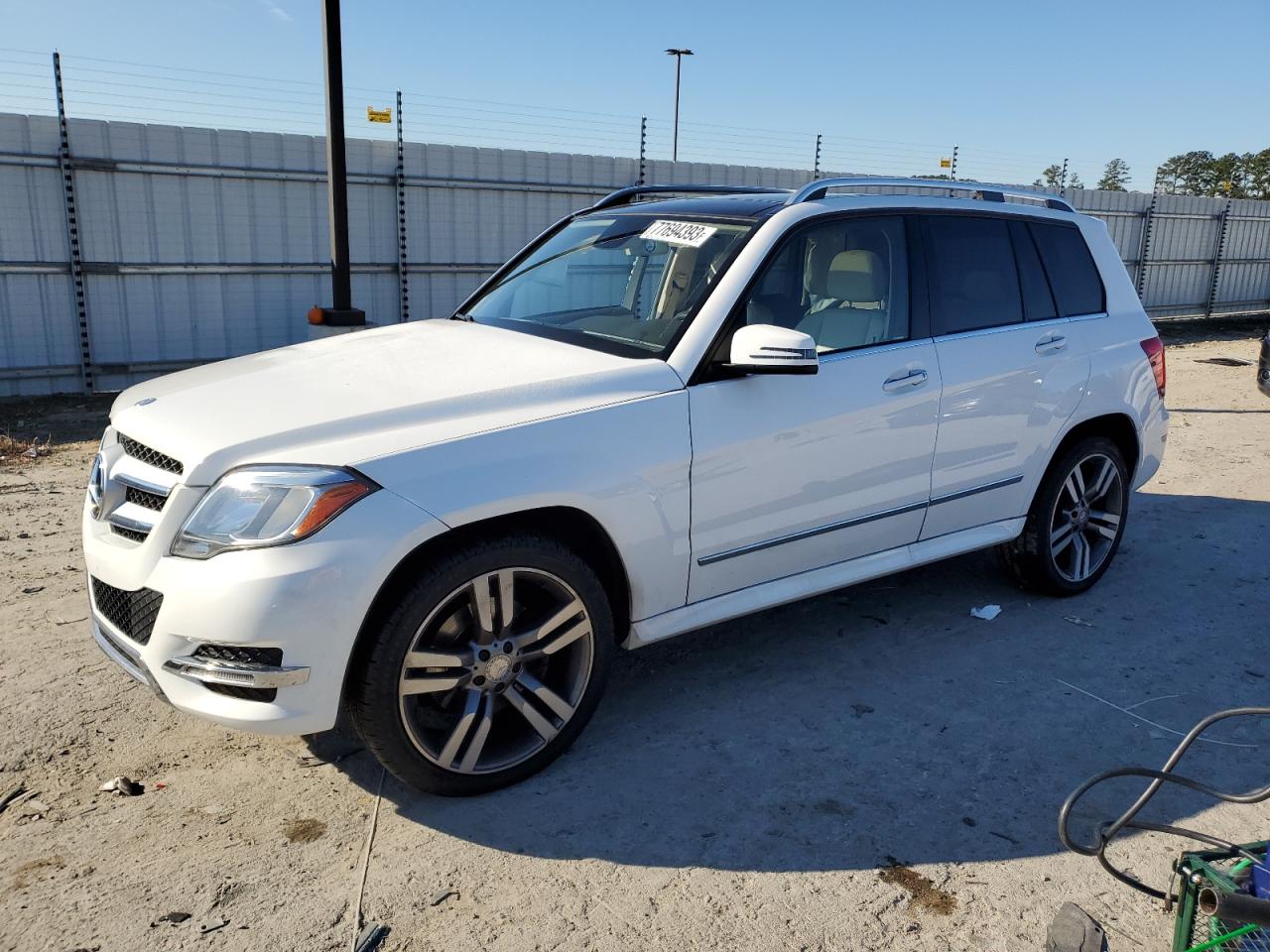 Изображение 1 2015 MERCEDES-BENZ GLK 350 4MATIC 2015 с VIN WDCGG8JB7FG396088