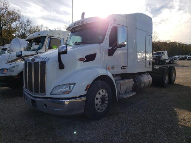 Изображение 2 2016 PETERBILT 579  2016 с VIN 1XPBDP9X7GD359949