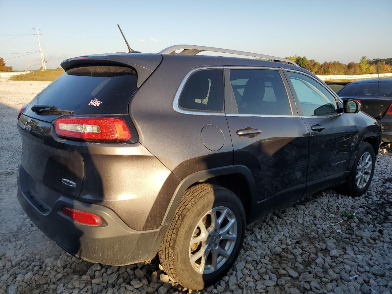 Image 3 of 2014 JEEP CHEROKEE LATITUDE 2014 with VIN 1C4PJMCS8EW180896