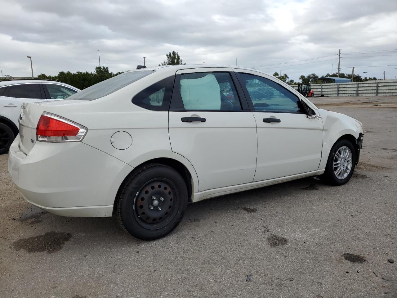 Obraz 3 z 2011 FORD FOCUS SE 2011 z VIN 1FAHP3FN5BW131773