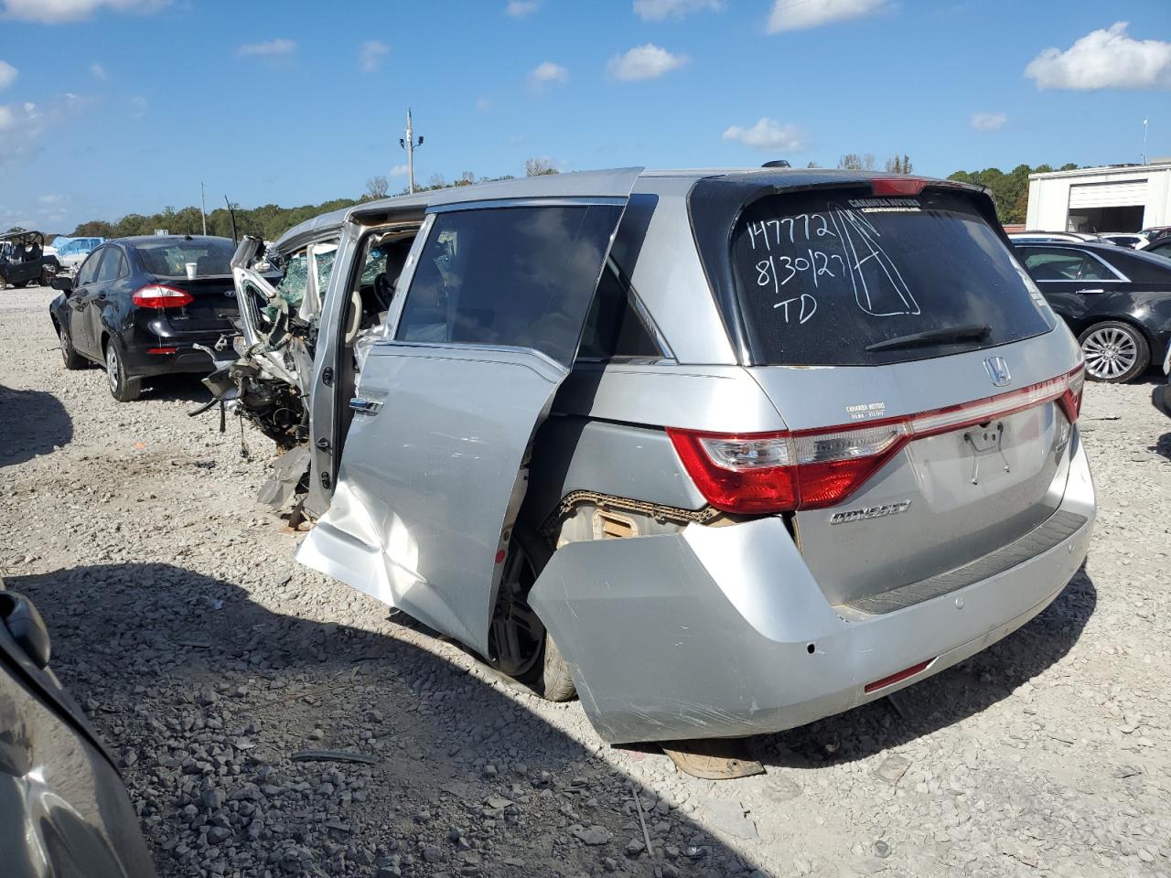 Image 2 of 2011 HONDA ODYSSEY TOURING 2011 with VIN 5FNRL5H90BB083612