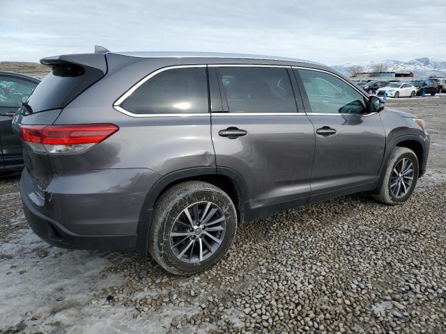 Image 3 of 2019 TOYOTA HIGHLANDER SE 2019 with VIN 5TDJZRFH4KS563547