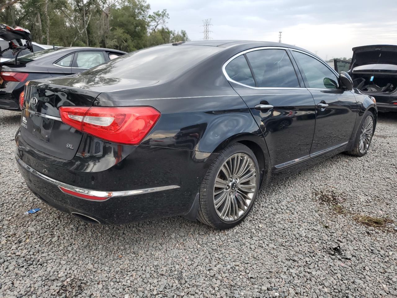 Obraz 3 z 2014 KIA CADENZA PREMIUM 2014 z VIN KNALN4D70E5142675
