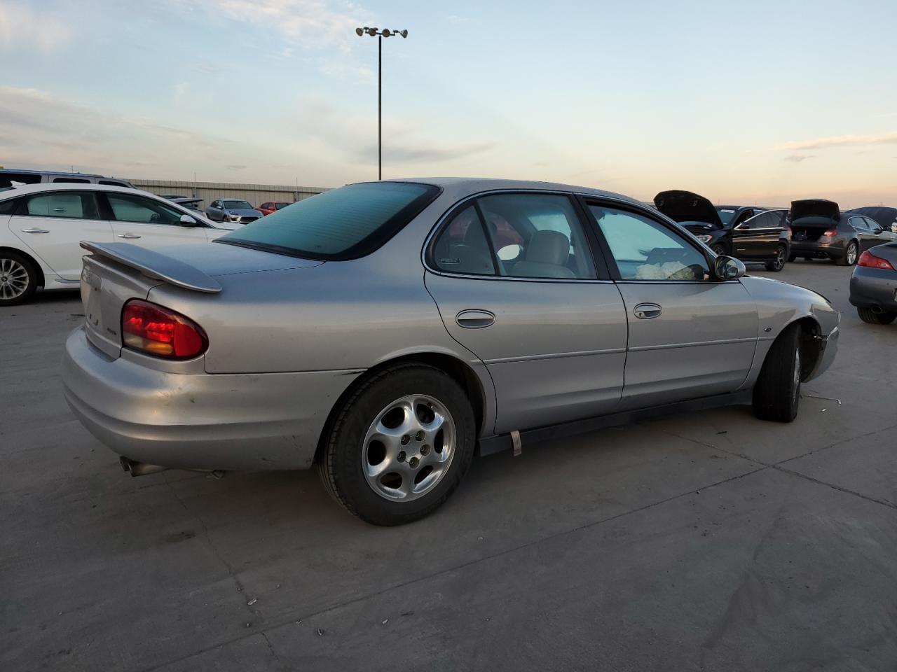 Изображение 3 1999 OLDSMOBILE INTRIGUE GL 1999 с VIN 1G3WS52H2XF337474