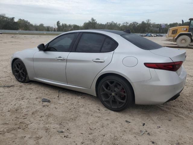 Image 2 of 2020 ALFA ROMEO GIULIA  2020 with VIN ZARFAMAN0L7639134