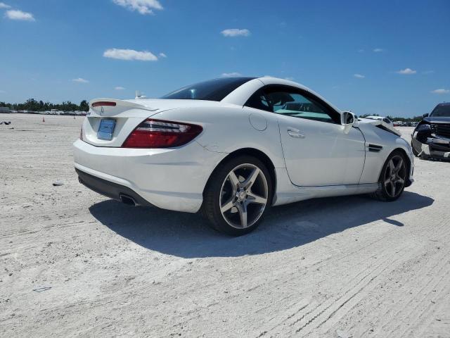 Image 3 of 2014 MERCEDES-BENZ SLK 250 2014 with VIN WDDPK4HA2EF083826