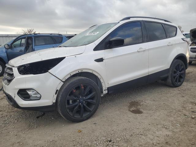 Image 1 of 2017 FORD ESCAPE SE 2017 with VIN 1FMCU0GD0HUE14924