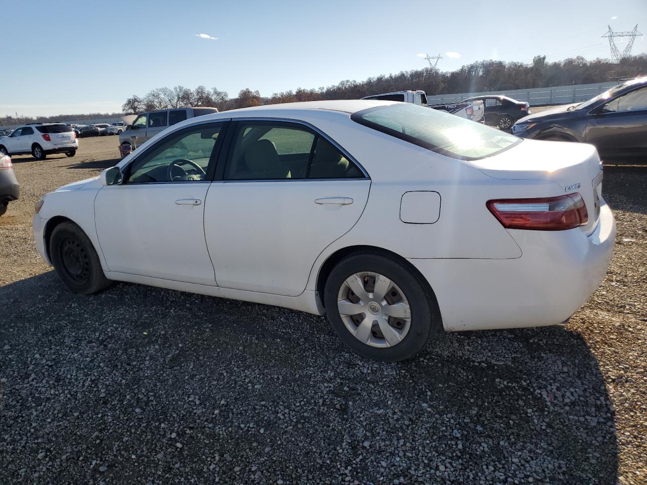 Image 2 of 2007 TOYOTA CAMRY LE 2007 with VIN 4T1BK46K07U505280