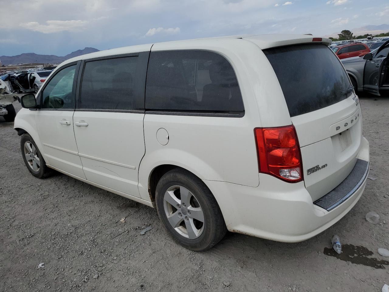 Obraz 2 z 2013 DODGE GRAND CARAVAN SE 2013 z VIN 2C4RDGBGXDR518305