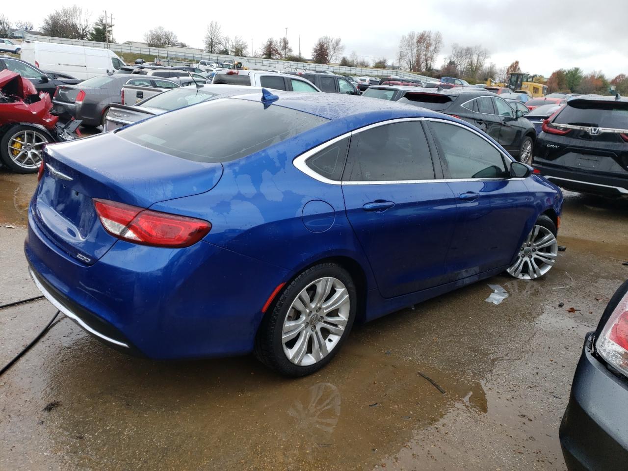 Image 3 of 2015 CHRYSLER 200 LIMITED 2015 with VIN 1C3CCCAB3FN756587