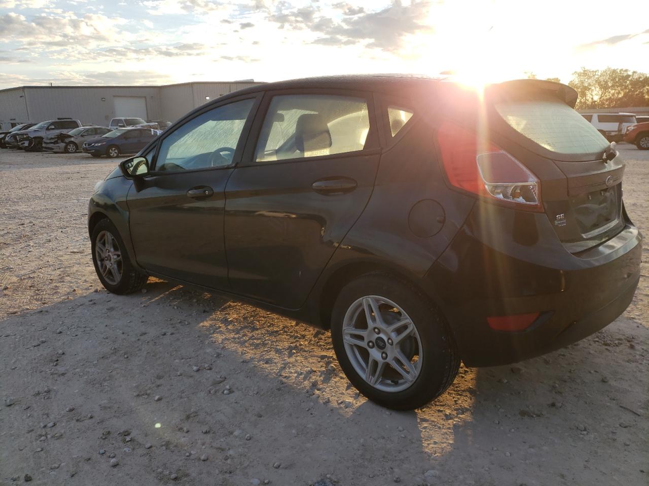 Image 2 of 2019 FORD FIESTA SE 2019 with VIN 3FADP4EJ9KM155092