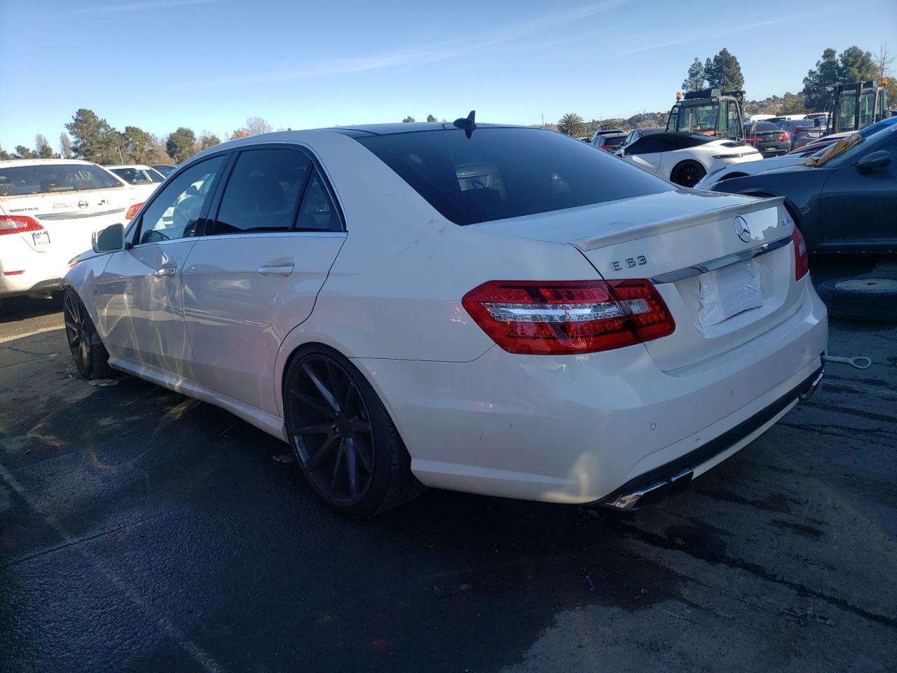 Image 2 of 2010 MERCEDES-BENZ E 63 AMG 2010 with VIN WDDHF7HB8AA149452