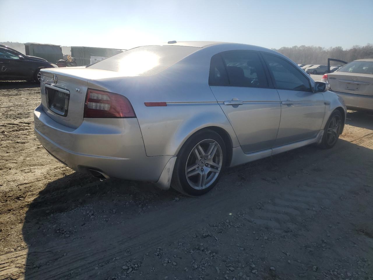 Изображение 3 Acura Tl 2008 с VIN 19UUA66298A020572