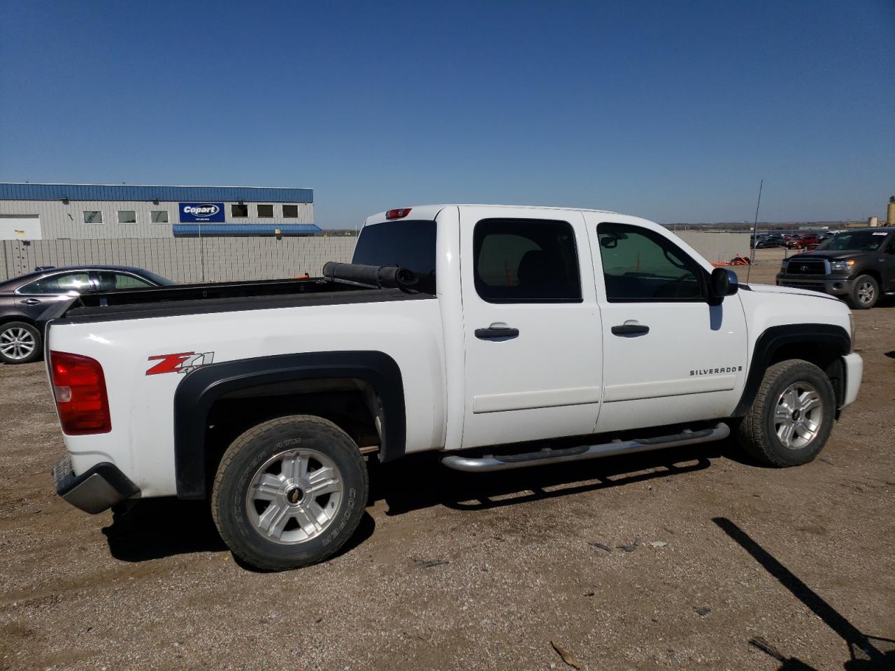 Image 3 of 2008 CHEVROLET SILVERADO K1500 2008 with VIN 2GCEK13MX81166627