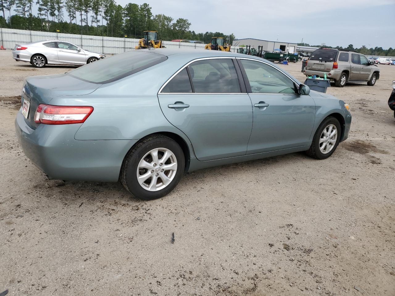Image 3 of 2011 TOYOTA CAMRY BASE 2011 with VIN 4T1BF3EK7BU614778