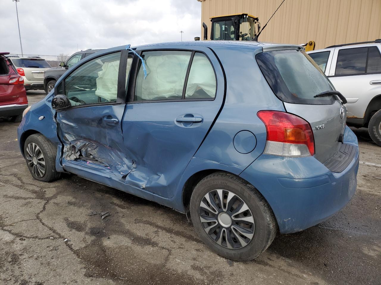 Obraz 2 z 2009 TOYOTA YARIS  2009 z VIN JTDKT903695260417