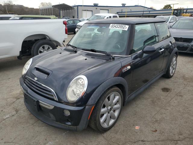 Image 2 of 2006 MINI COOPER S 2006 with VIN WMWRE33526TJ33185