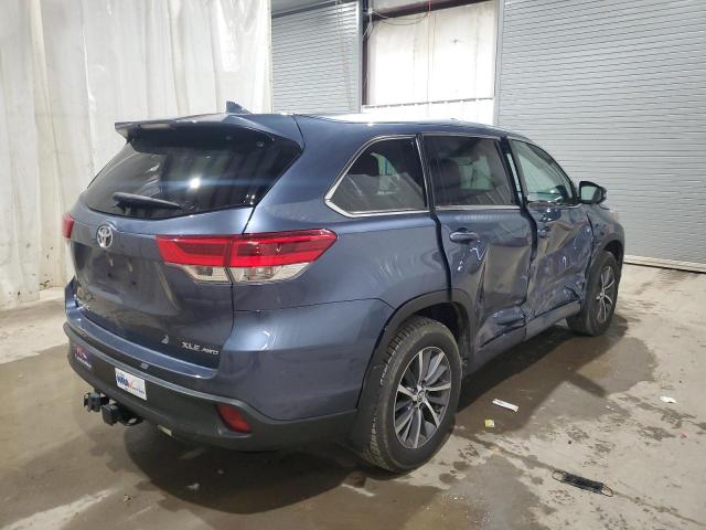 Image 3 of 2017 TOYOTA HIGHLANDER SE 2017 with VIN 5TDJZRFH4HS436385