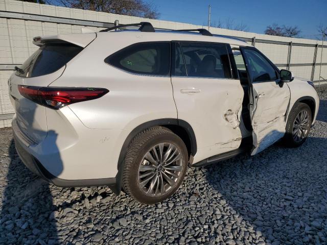 Obraz 3 z 2021 TOYOTA HIGHLANDER PLATINUM 2021 z VIN 5TDFZRBH5MS087727