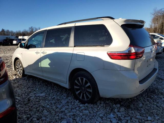 Image 2 of 2018 TOYOTA SIENNA XLE 2018 with VIN 5TDDZ3DC2JS203905