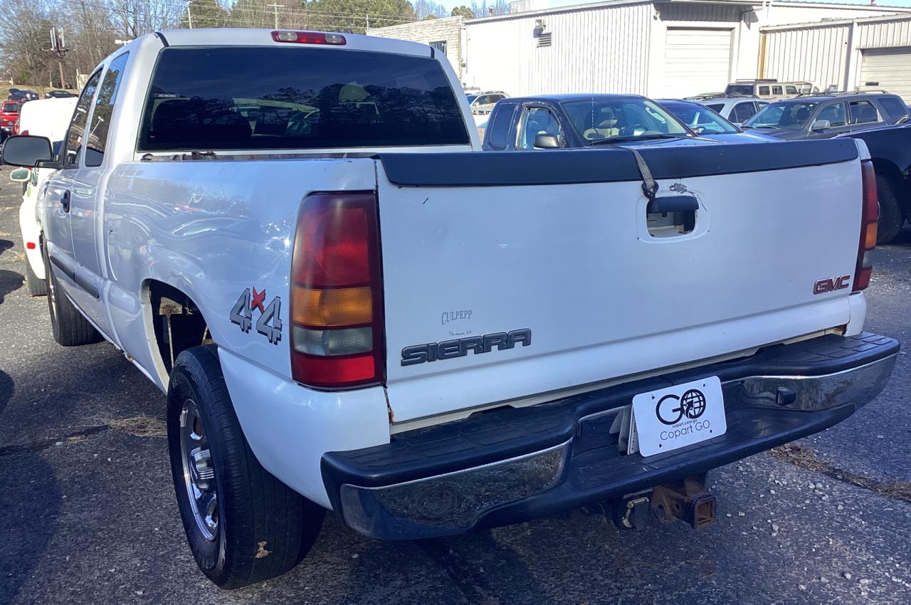 Obraz 3 z 2003 GMC NEW SIERRA K1500 2003 z VIN 2GTEK19V131254913