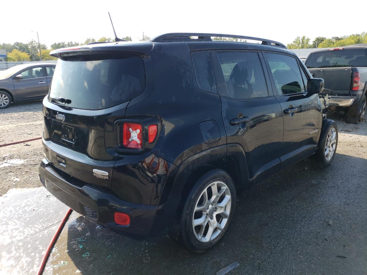 Image 3 of 2018 JEEP RENEGADE LATITUDE 2018 with VIN ZACCJABB2JPH57556