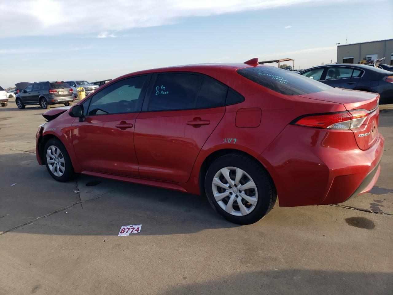 Image 2 of 2020 TOYOTA COROLLA LE 2020 with VIN JTDEPRAE0LJ040464