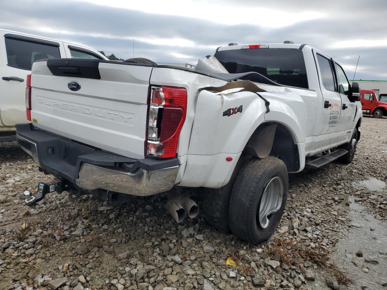 Image 3 of 2021 FORD F350 SUPER DUTY 2021 with VIN 1FT8W3DT6MED92546