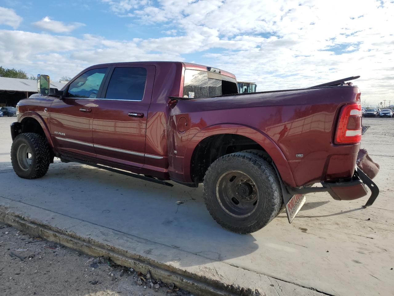Image 2 of 2019 RAM 3500 LIMITED 2019 with VIN 3C63RRPL6KG533466