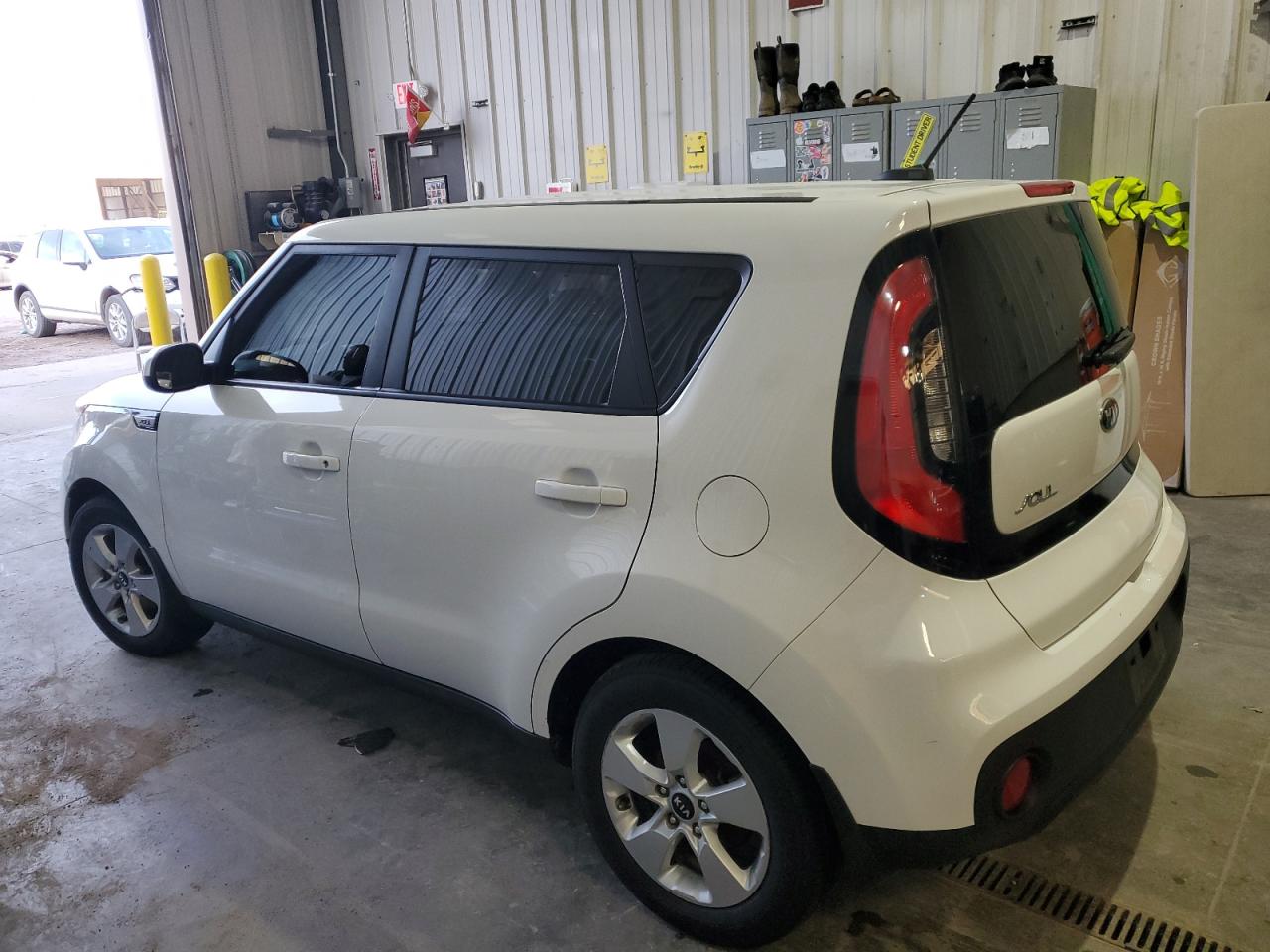 Image 2 of 2018 KIA SOUL  2018 with VIN KNDJN2A25J7904324