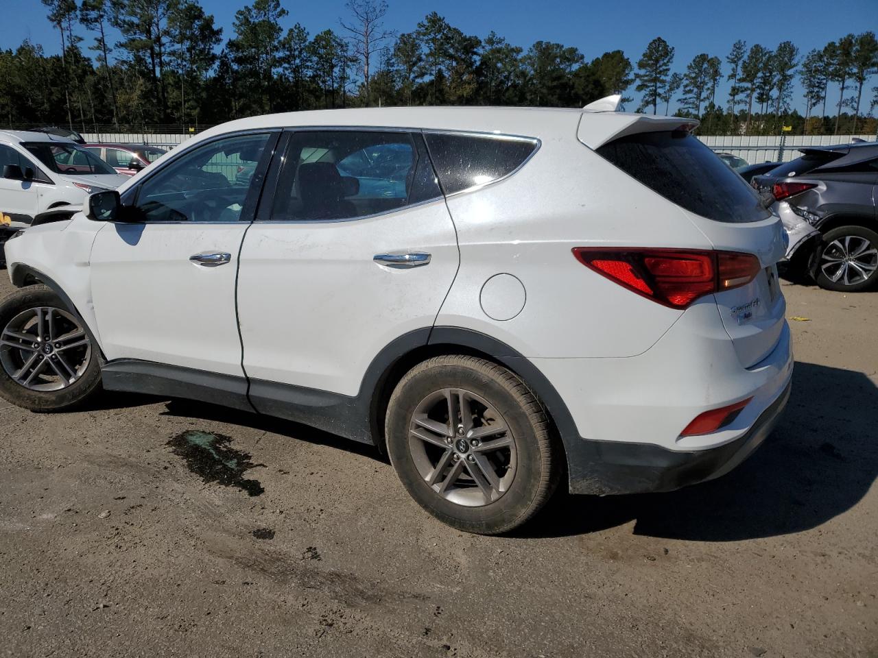 Image 2 of 2017 HYUNDAI SANTA FE SPORT  2017 with VIN 5NMZT3LB2HH004270