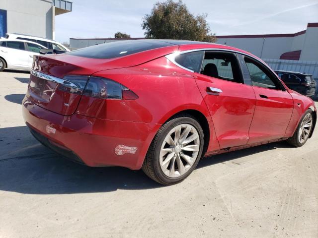 Obraz 3 z 2017 TESLA MODEL S  2017 z VIN 5YJSA1E17HF196531