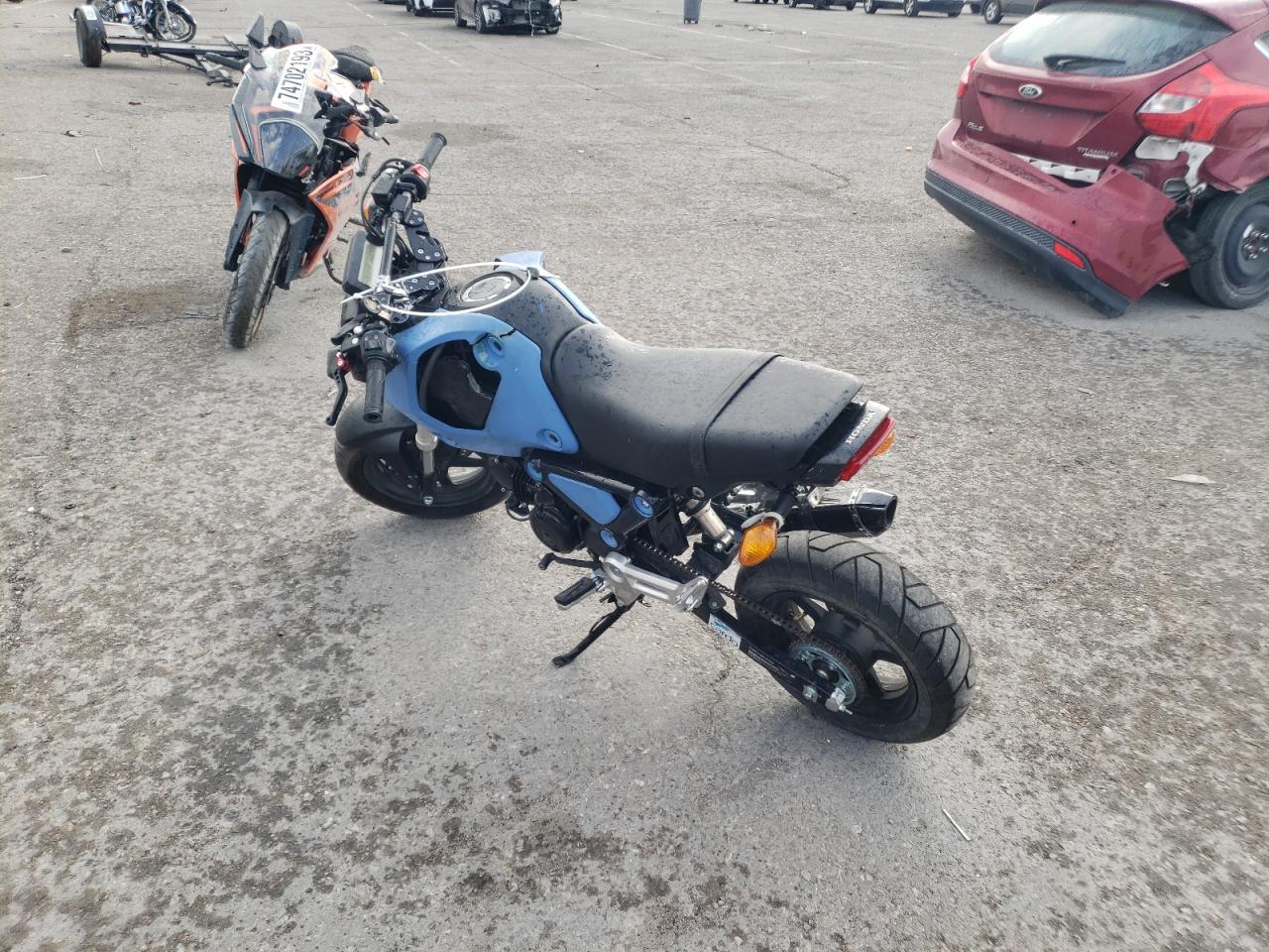 Изображение 3 2023 HONDA GROM 125 2023 с VIN MLHJC9212P5109298