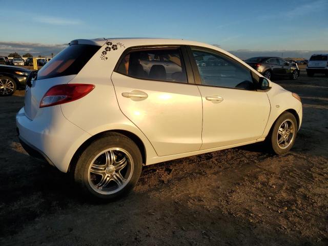 Изображение 3 2013 Mazda 2 2013 с VIN JM1DE1KZ3D0158990