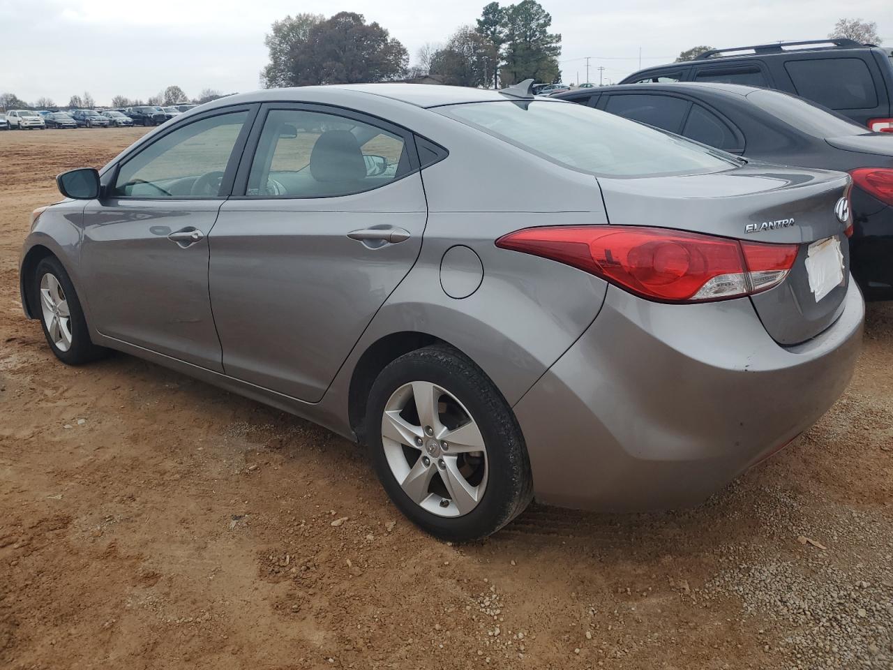 Image 2 of 2012 HYUNDAI ELANTRA GLS 2012 with VIN KMHDH4AE7CU447025