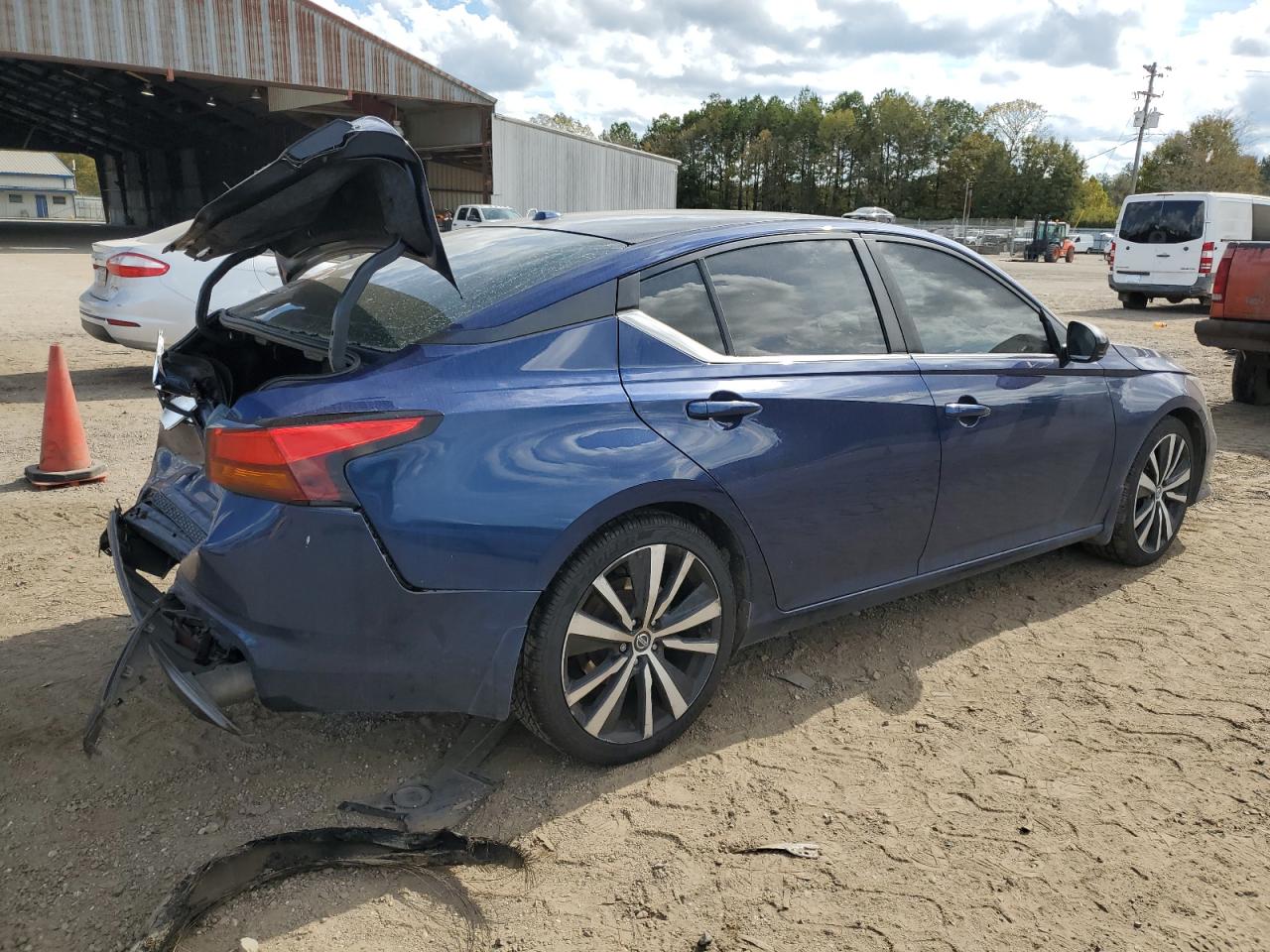 Изображение 3 2020 NISSAN ALTIMA SR 2020 с VIN 1N4BL4CV6LC123714