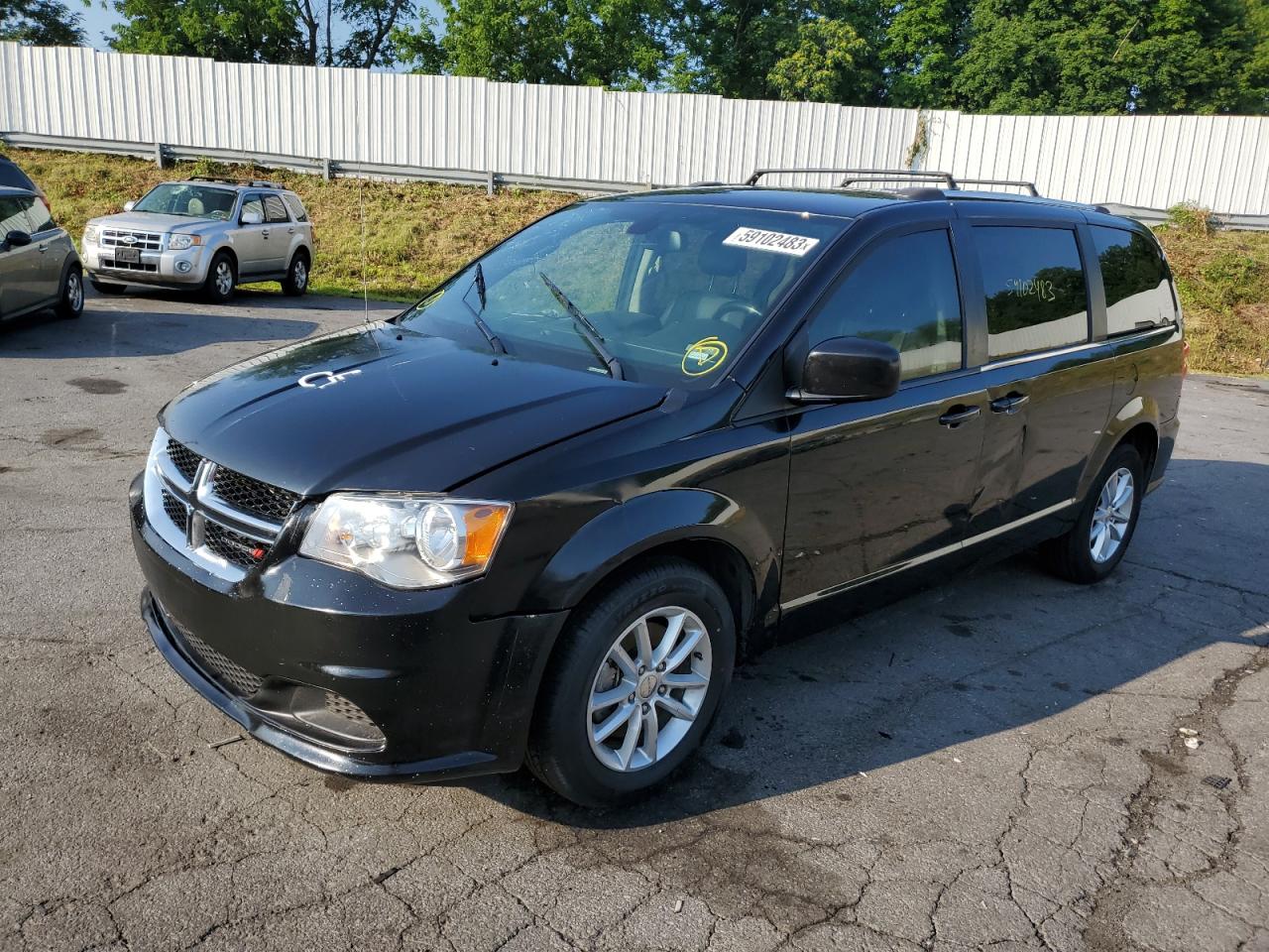 Image 1 of Dodge Grand Caravan Sxt 2019 with VIN 2C4RDGCG1KR755180