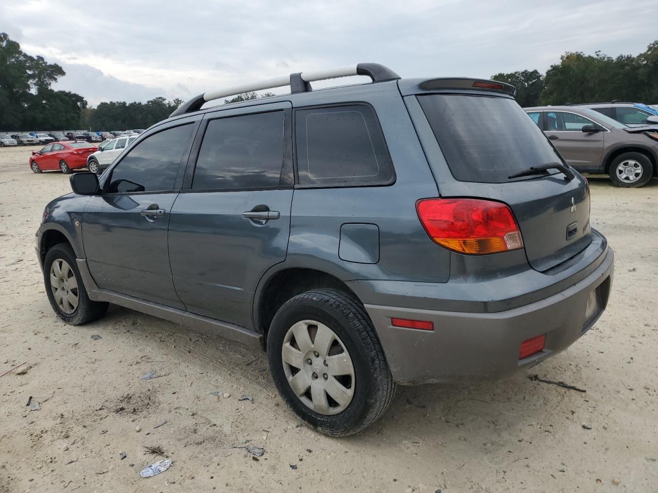 Obraz 2 z 2003 MITSUBISHI OUTLANDER LS 2003 z VIN JA4LX31G63U114372