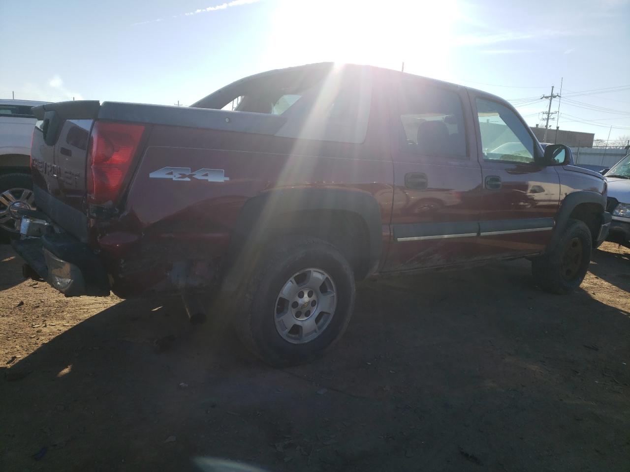 Изображение 3 2004 CHEVROLET AVALANCHE K1500 2004 с VIN 3GNEK12T04G190243