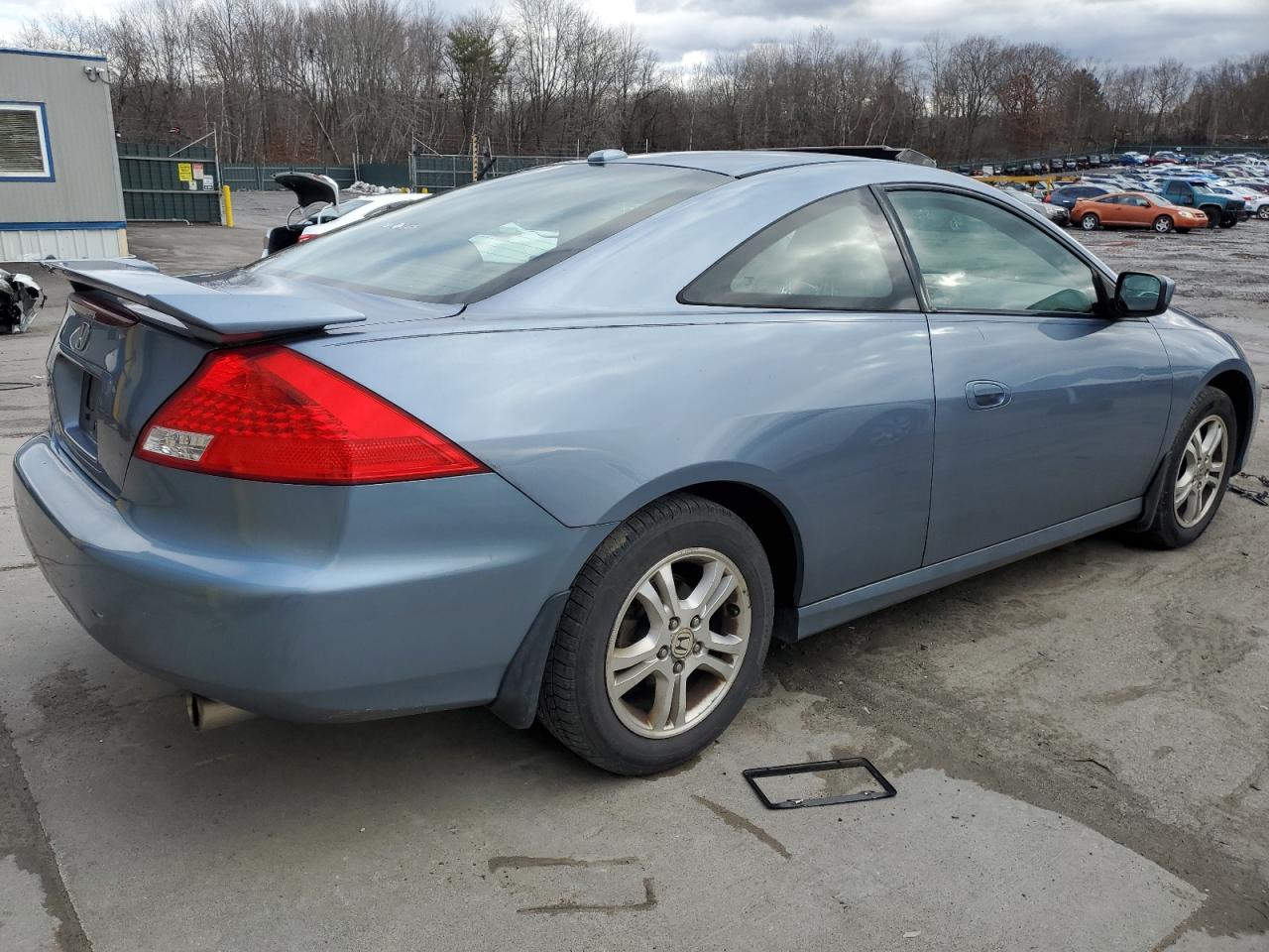 Image 3 of 2007 HONDA ACCORD EX 2007 with VIN 1HGCM72737A006496