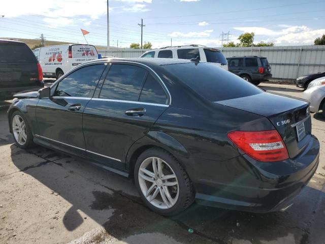 Obraz 2 z 2014 MERCEDES-BENZ C 300 4MATIC 2014 z VIN WDDGF8AB8ER302415