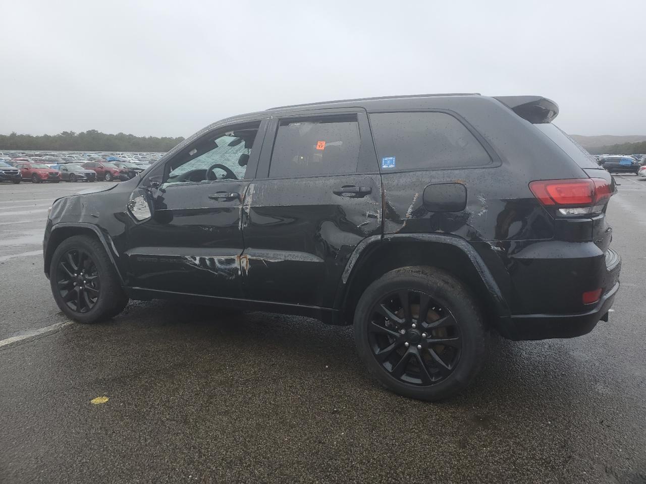 Image 2 of 2017 JEEP GRAND CHEROKEE LAREDO 2017 with VIN 1C4RJFAG7HC879459